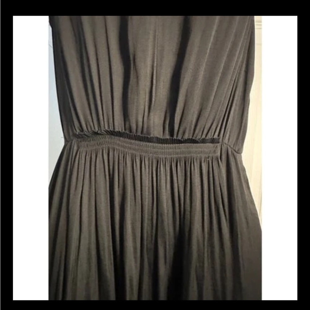 Banana Republic black satin pleated maxi dress with slit size 2 - Picture 3 of 11